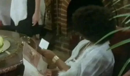 Het meisje dat meelevend gratis seks film en vriendelijk is.