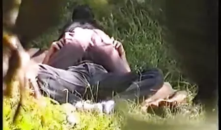 Russische romantische seksfilm studenten willen in hun kont experimenteren.