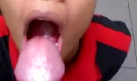Er is gratis lange seksfilmpjes niets beter voor een makkelijk toegankelijke hoer dan mannelijke leden.