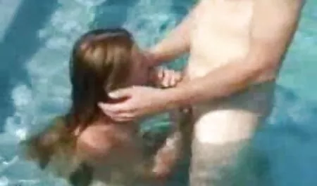 Moeder romantische seksfilm Dochter student