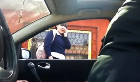 Guy gratis lange seksfilmpjes Russia schopte zijn vriendin hard.