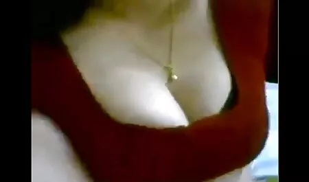 Volwassen seksfilms online blond geeft les in seks bij jonge stellen.