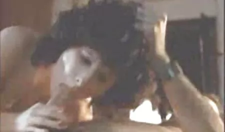 Idioot, mooi blondje gratis seksfilms kijken in een vagina op de lul.