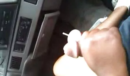 Cumshot schoten in youtube seksfilms het gezicht van een Russisch meisje.
